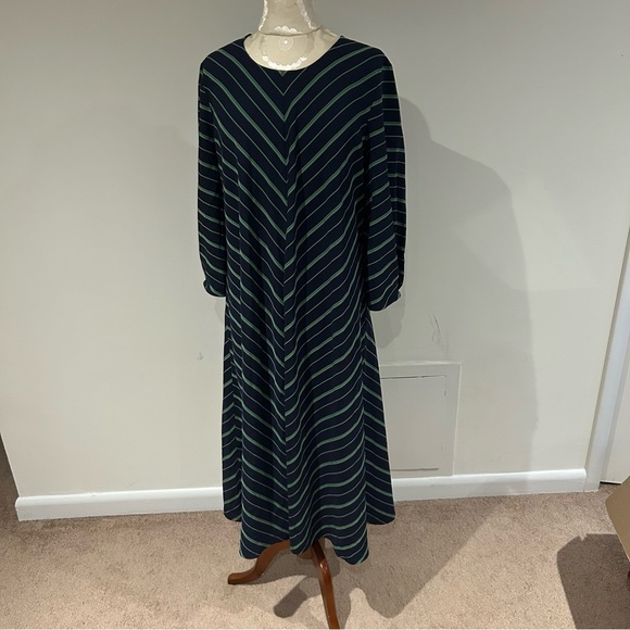 Nine West Dresses & Skirts - Nine West Navy Green Chevron Stripe Maxi Dress Size XL Long Sleeve Scoop Neck